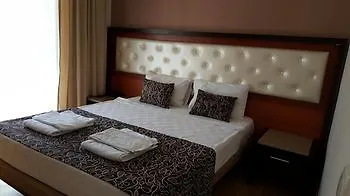 Kleopatra Togan Hotel